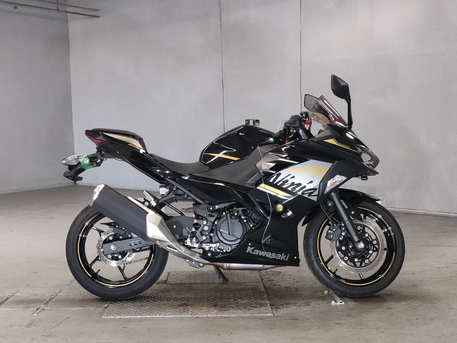 Kawasaki NINJA400 2019