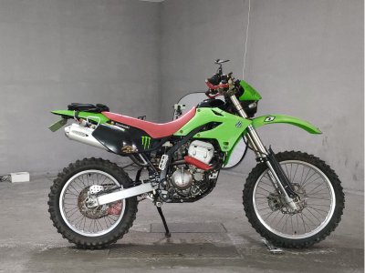 Kawasaki D TRACKER 2006