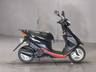Suzuki ADDRESS V50