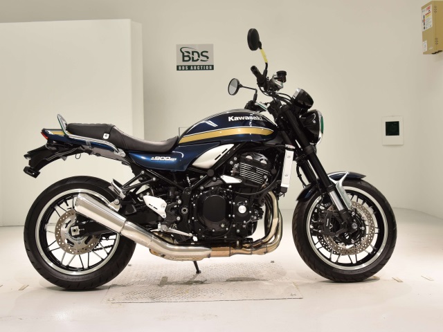 Kawasaki Z900RS 2022