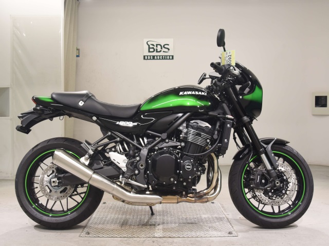 Kawasaki Z900RS CAFE 2025