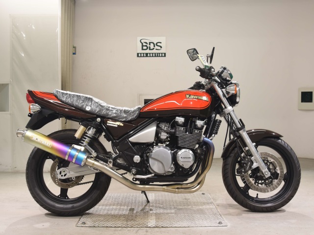 Kawasaki ZEPHYR400 2010