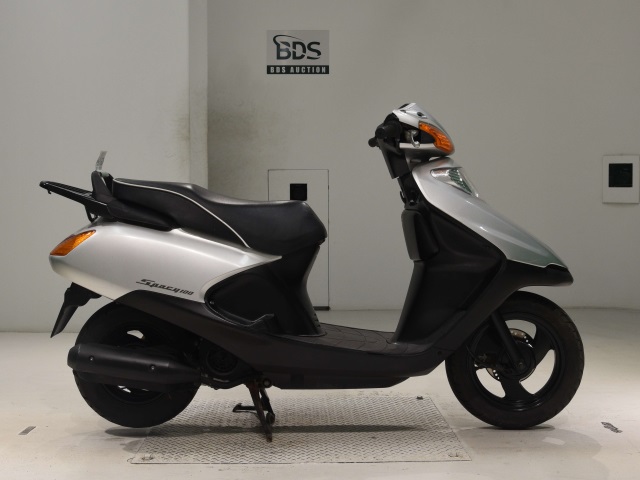 Honda SPACY100 2006