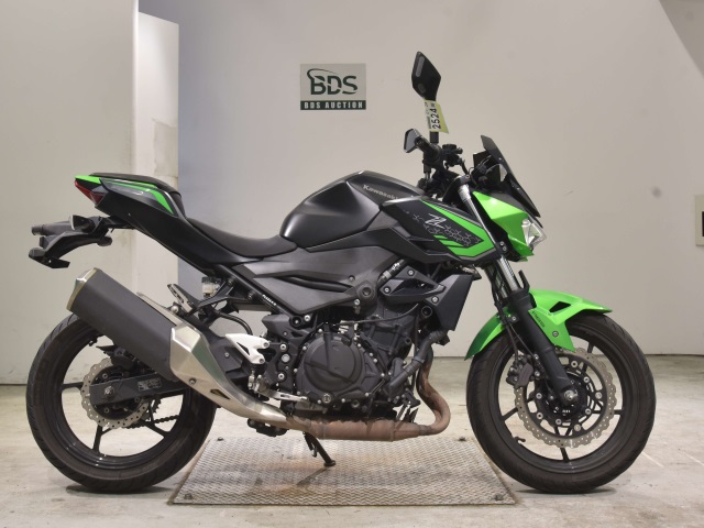 Kawasaki Z400 2020