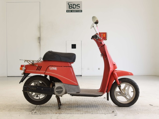 Suzuki LOVE