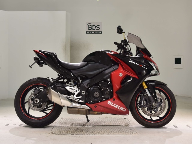 Suzuki GSX-S1000F 2016