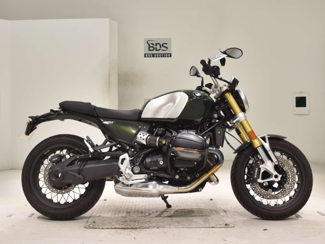 BMW R NINE T 2024