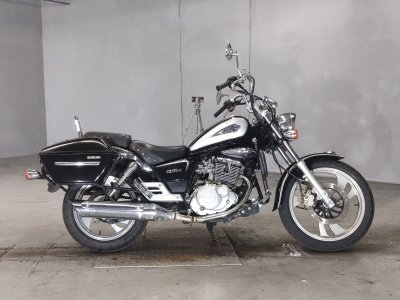 Suzuki GZ150A 2011