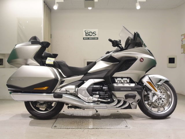 Honda GL1800 TOUR D 2024