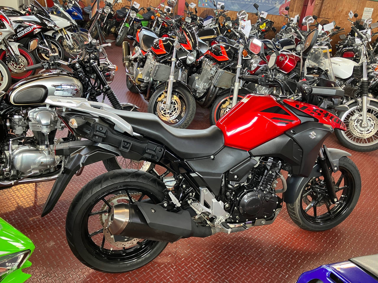 Suzuki V-STROM DL250