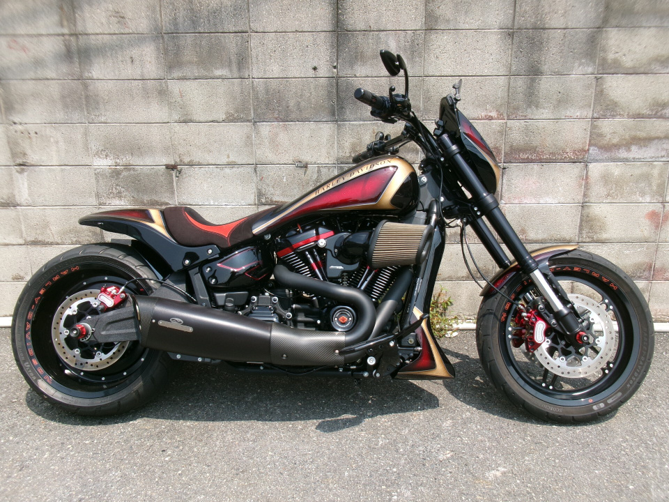 HD BREAKOUT FXBRS1870 2019