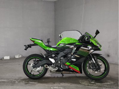 Kawasaki NINJA ZX-25R 2021