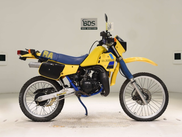 Suzuki RA125