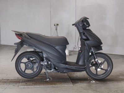 Suzuki ADDRESS V110