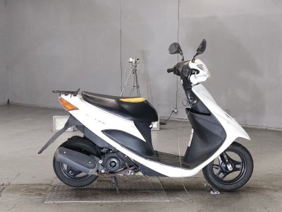 Suzuki ADDRESS V50