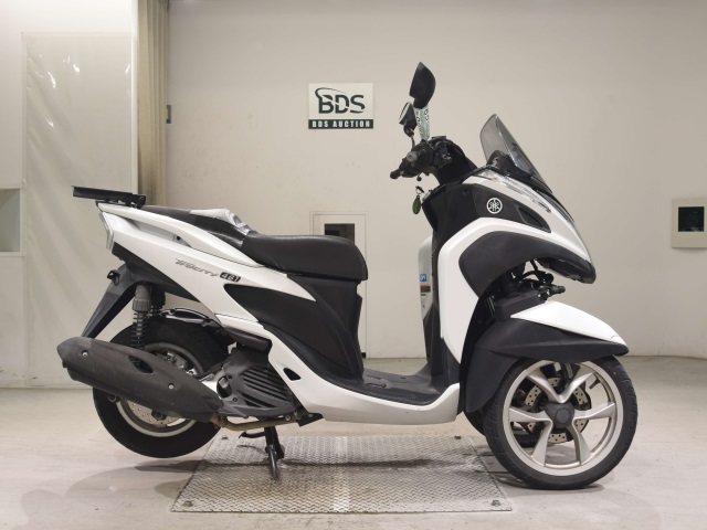 Yamaha TRICITY MW125 2015