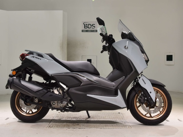 Yamaha X-MAX 2025
