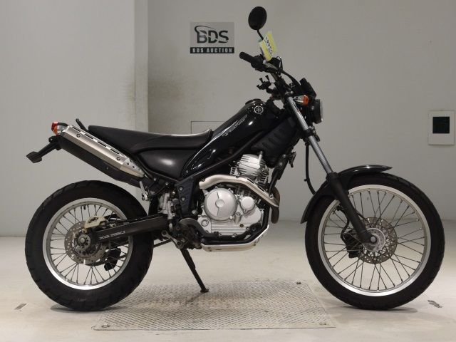 Yamaha TRICKER
