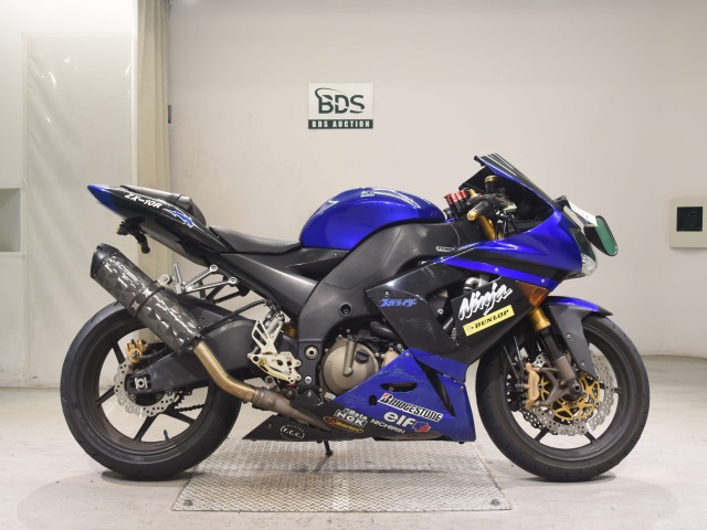 Kawasaki NINJA ZX-10R 2005