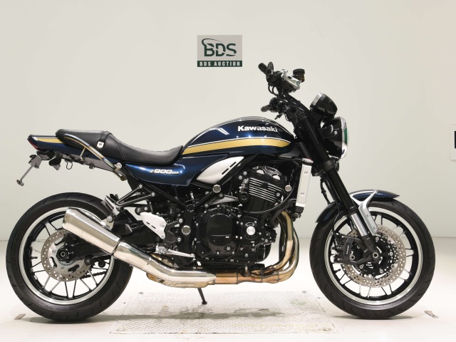 Kawasaki Z900RS 2023