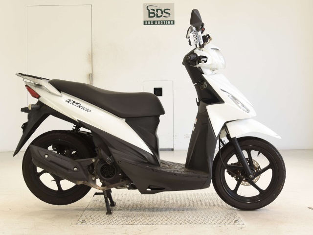 Suzuki ADDRESS V110