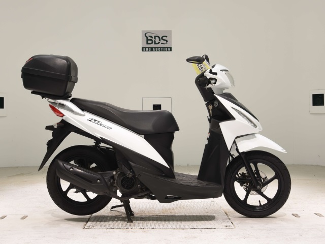 Suzuki ADDRESS V110
