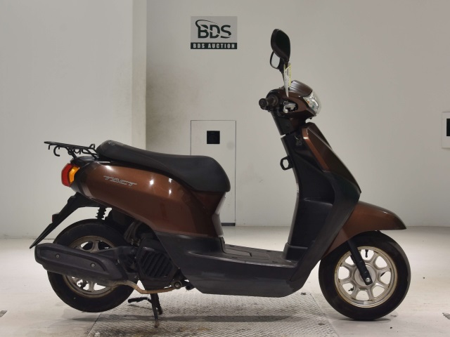 Honda TACT BASIC 2015