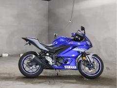 Yamaha YZF-R25 2021
