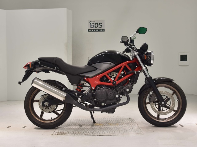 Honda VTR250 2015