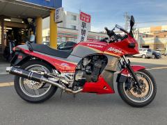 Kawasaki GPZ900R 2003
