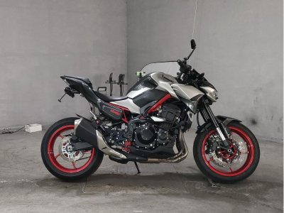 Kawasaki Z900 2023