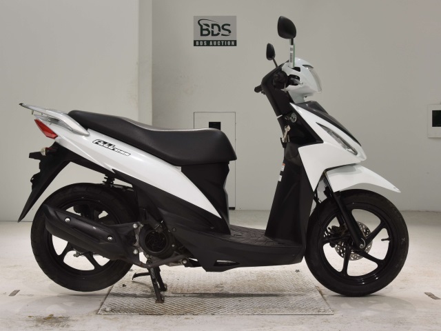 Suzuki ADDRESS V110