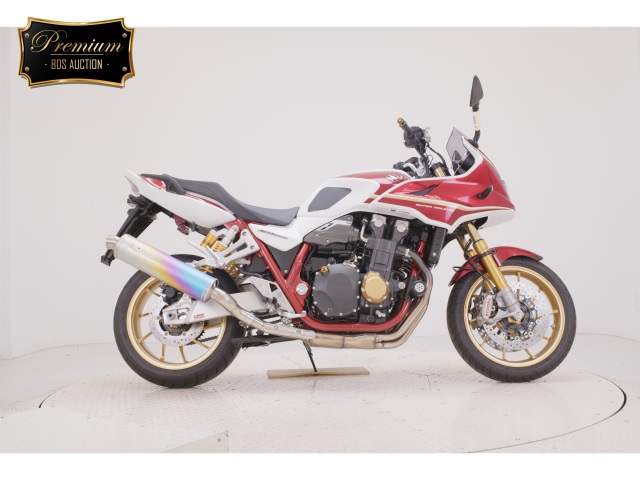 Honda CB1300SF 2023