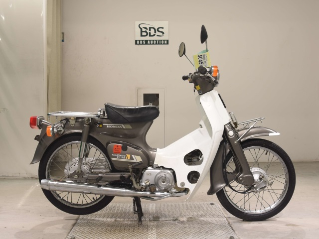 Honda C70 1987