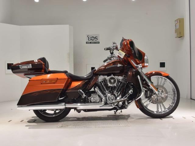 HD STREET GLIDE FLHXSE1800 2012