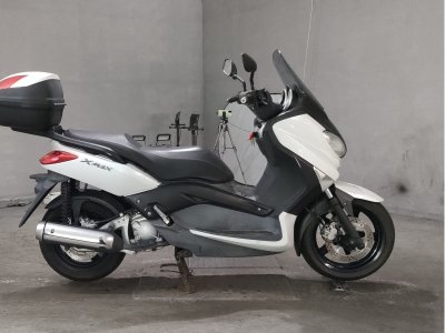 Yamaha X-MAX250