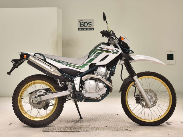 Yamaha SEROW XT250 2020
