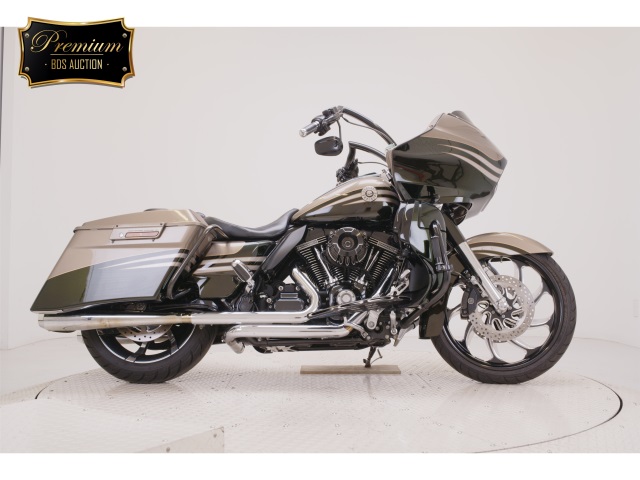HD ROAD GLIDE FLTRXSE1800 2013