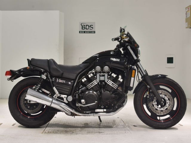 Yamaha V-MAX1200 2005