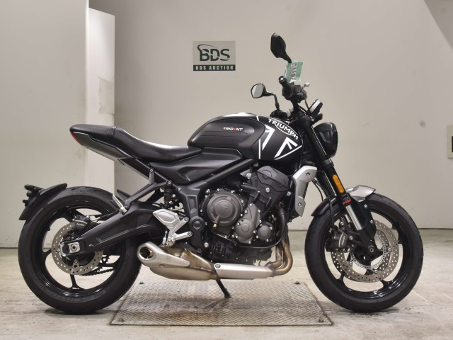 Triumph TRIDENT660 2022