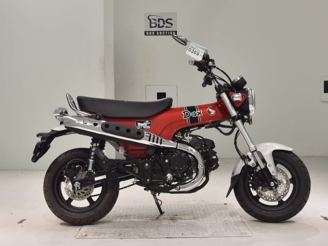 Honda DAX125 2022