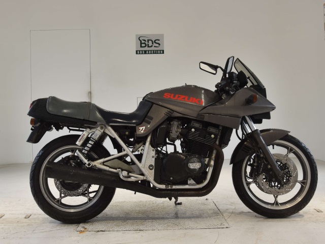 Suzuki GSX400S KATANA 1992
