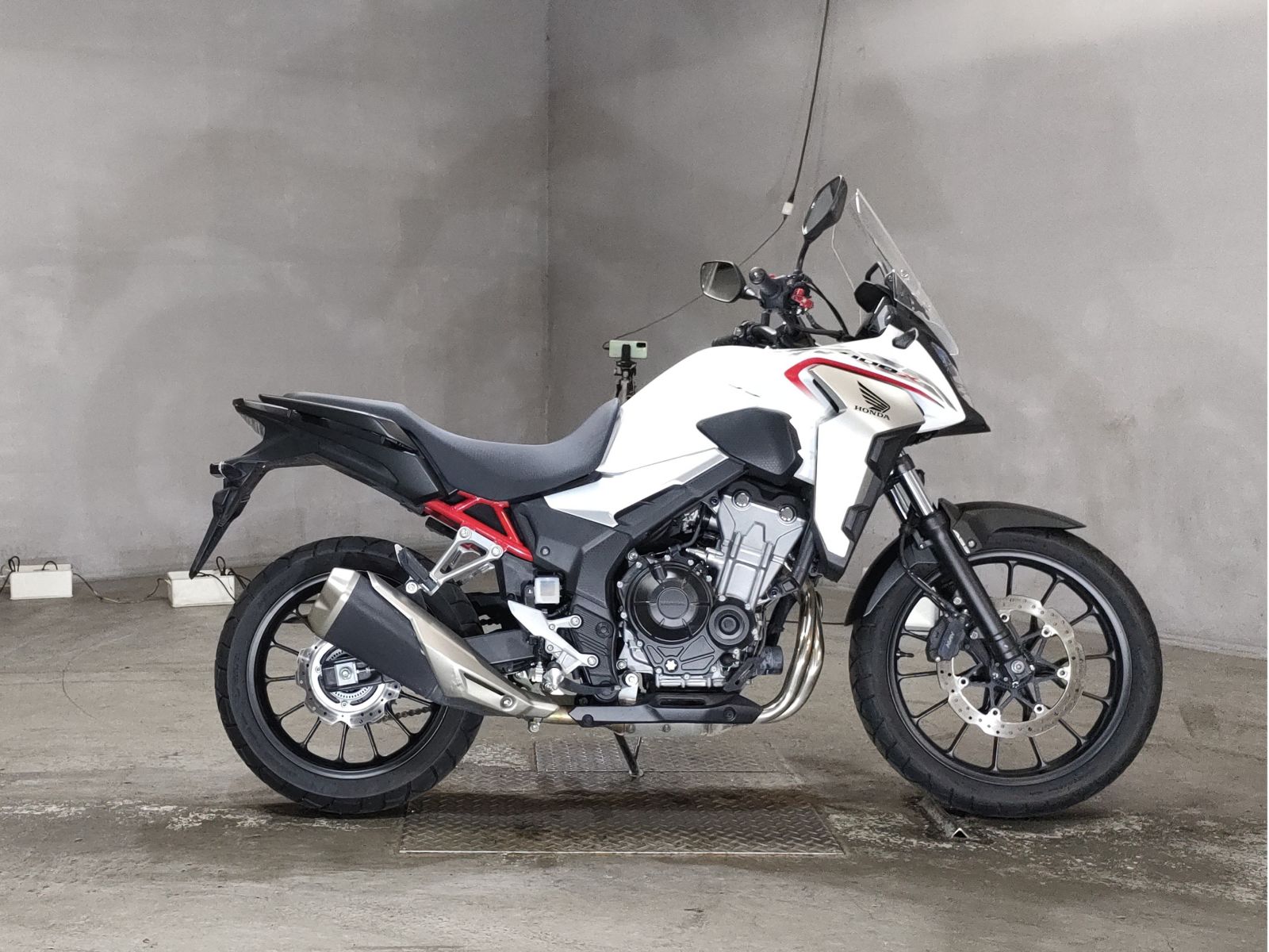 Honda CB400X 2023