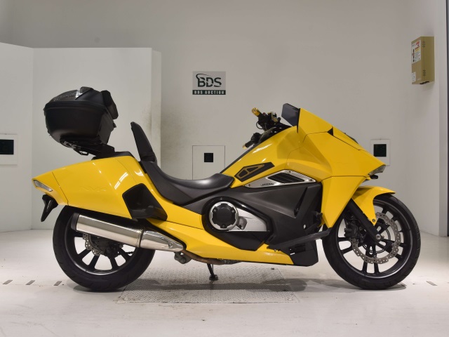 Honda NM4-02 VULTUS 2015
