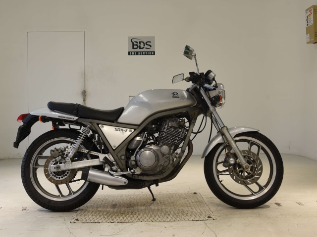 Yamaha SRX400 1986