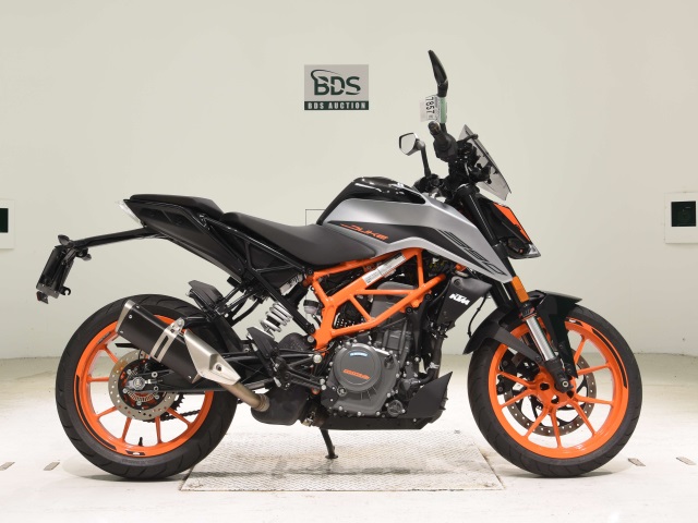 KTM 390 DUKE 2022