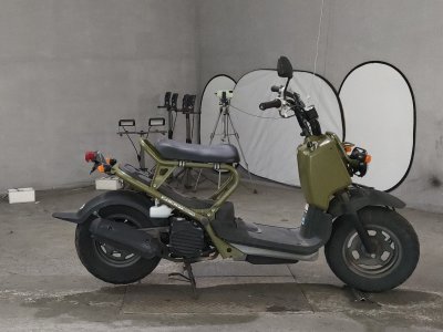 Honda ZOOMER 2004