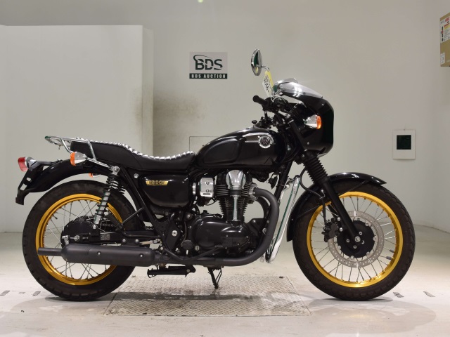 Kawasaki W800 2011