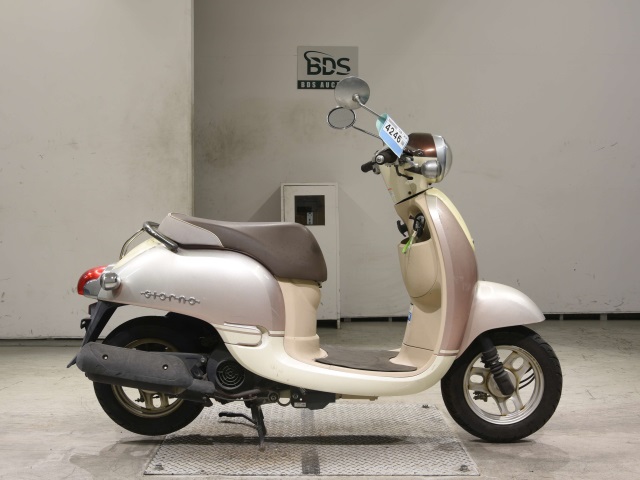 Honda GIORNO 2014
