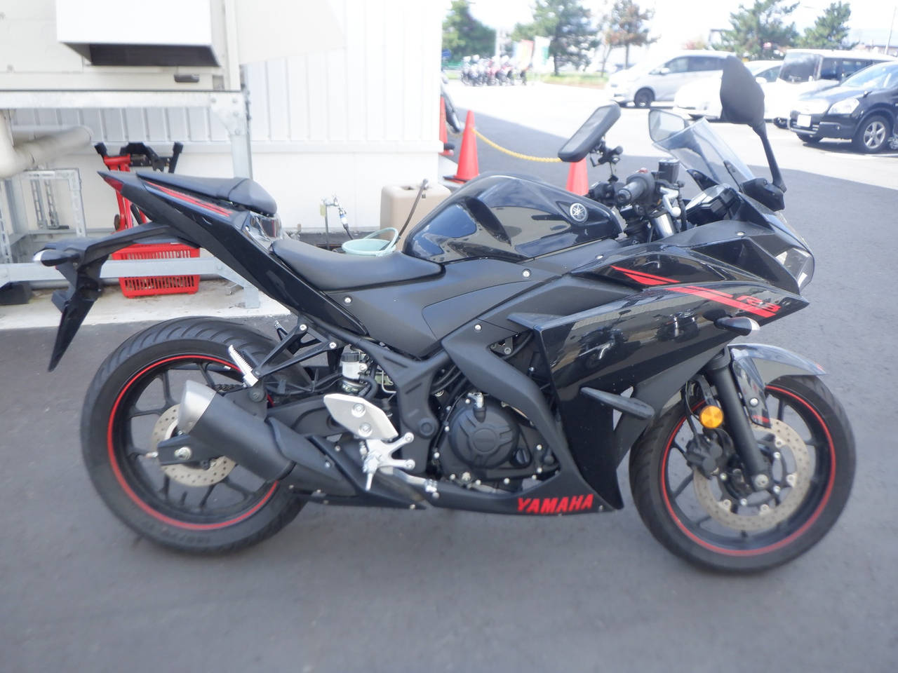 Yamaha YZF-R3 2015